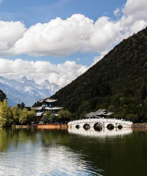 十月底彩云之南旅游攻略，带你领略云南魅力